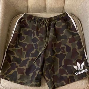 ADIDAS Jersey Shorts in Camo- Medium